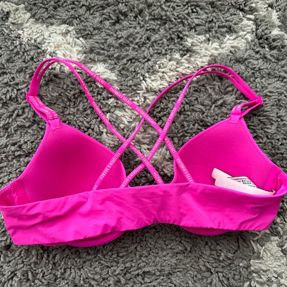 Victoria Secret Bra - Picture 3 of 3